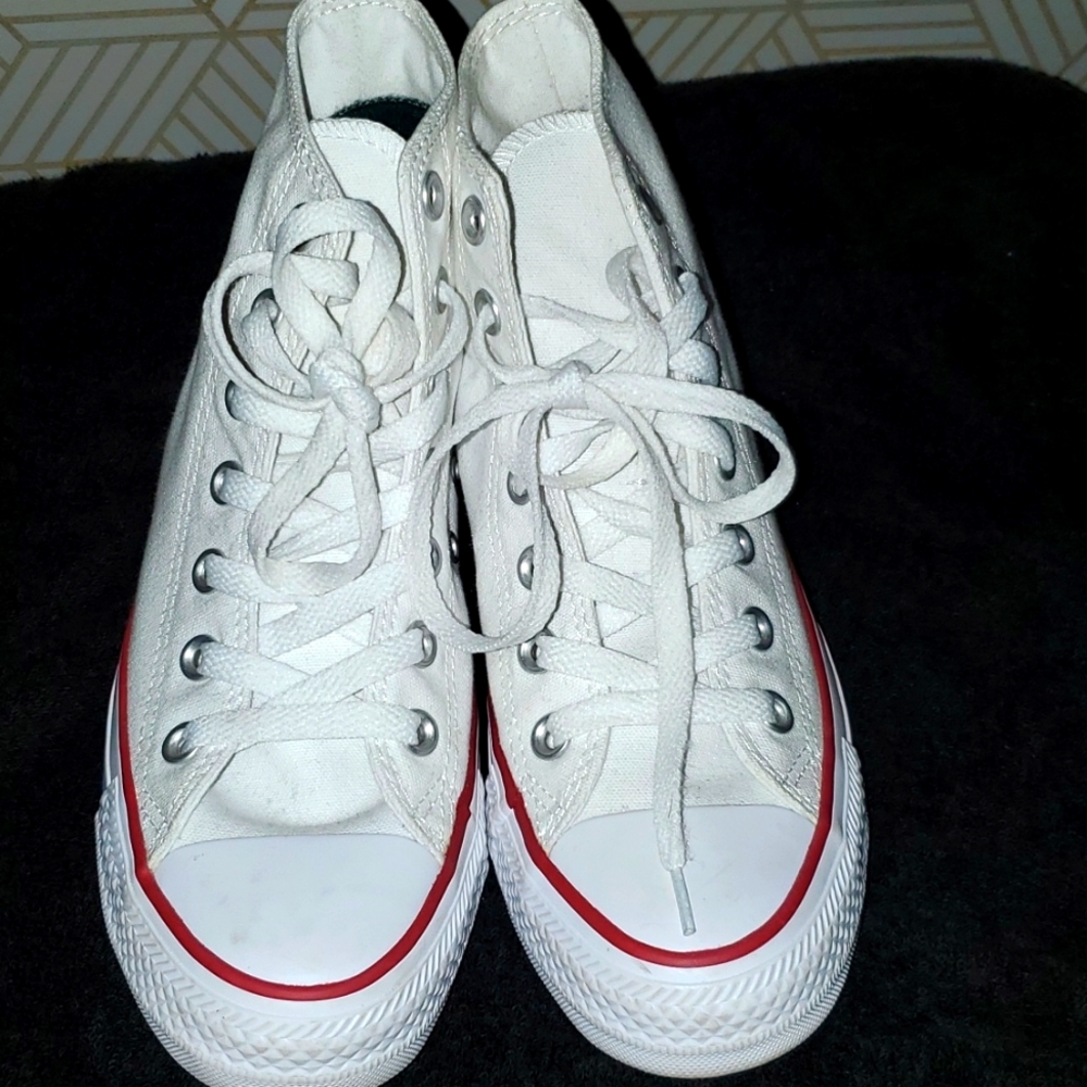 White converse